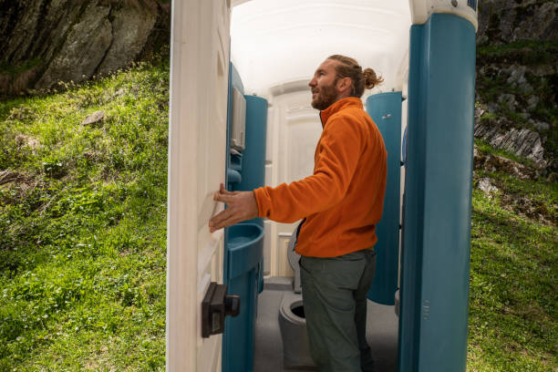 Best Porta potty delivery and setup  in Leesburg, VA